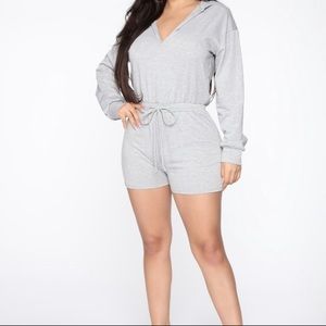 LAST CHANCE NWT Fashion Nova Chicago Comfy romper